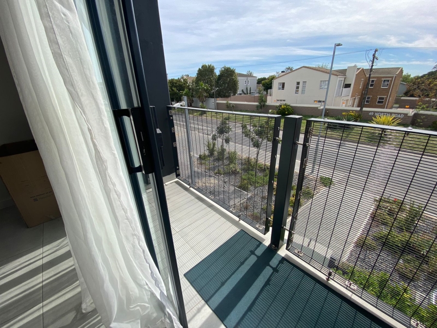 To Let 1 Bedroom Property for Rent in Table View Western Cape